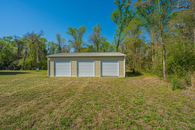 380 Rhode Drive, Cottageville, SC 29435