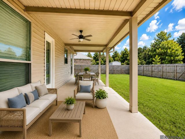 11134 Ascension Ct, Denham Springs, LA 70726