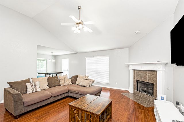 11134 Ascension Ct, Denham Springs, LA 70726