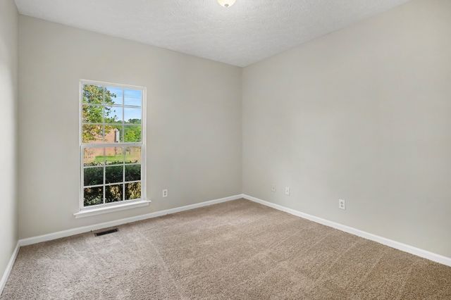 2905 Iona Dr, Smyrna, TN 37167