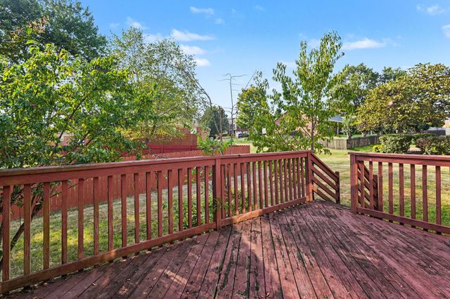 2905 Iona Dr, Smyrna, TN 37167