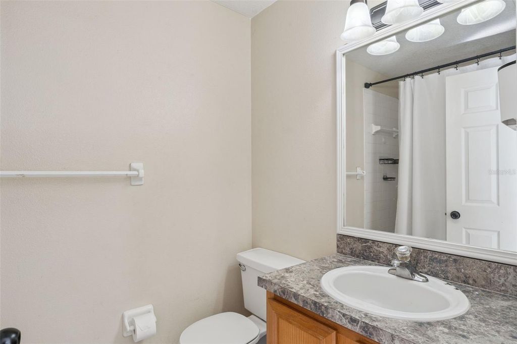 Image 16 of property listing at 810 VALNERA COURT, Kissimmee, FL 34758