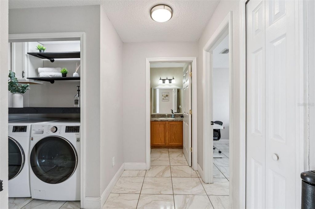 Image 18 of property listing at 810 VALNERA COURT, Kissimmee, FL 34758