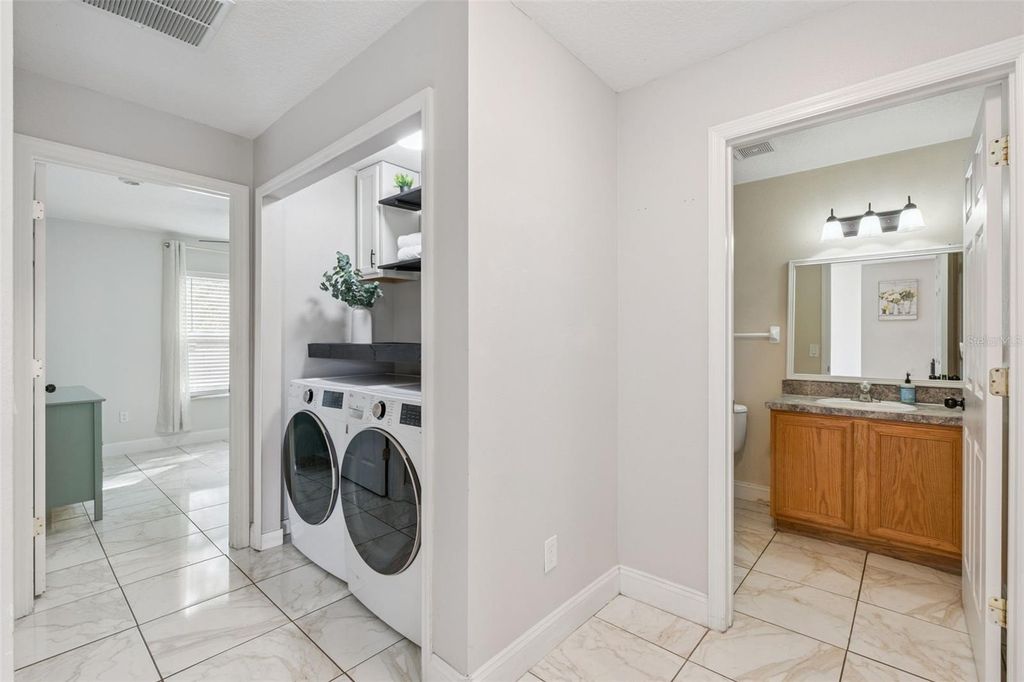 Image 19 of property listing at 810 VALNERA COURT, Kissimmee, FL 34758