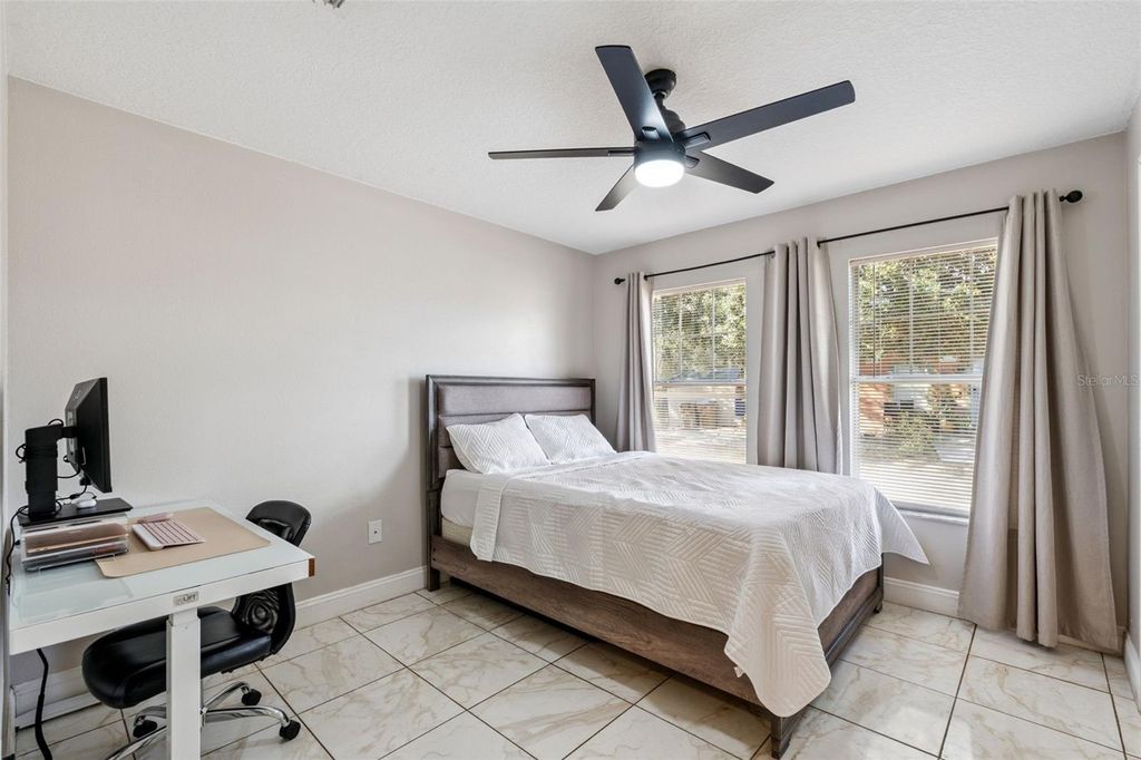 Image 21 of property listing at 810 VALNERA COURT, Kissimmee, FL 34758