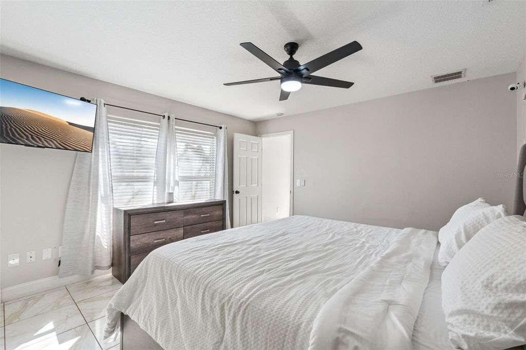 Image 23 of property listing at 810 VALNERA COURT, Kissimmee, FL 34758