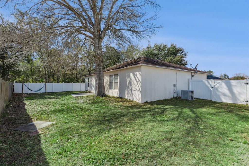 Image 31 of property listing at 810 VALNERA COURT, Kissimmee, FL 34758