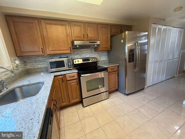 13341 SHEA PL, Herndon, VA 20170