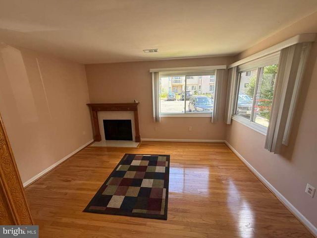13341 SHEA PL, Herndon, VA 20170