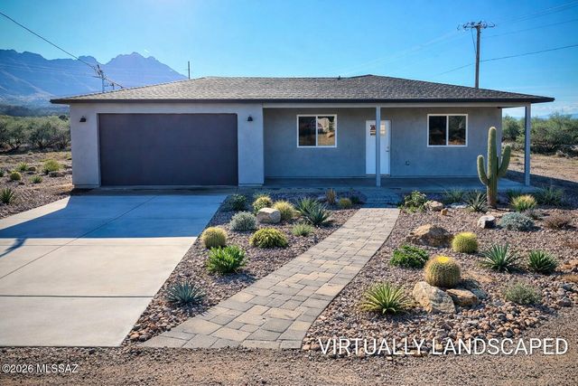 101 Habana Court, Rio Rico, AZ 85648