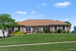 2840 La Brea Drive, St Charles, MO 63303