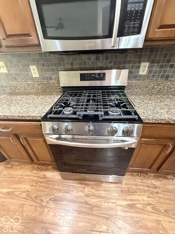 2204 Bluewing Road, Greenwood, IN 46143