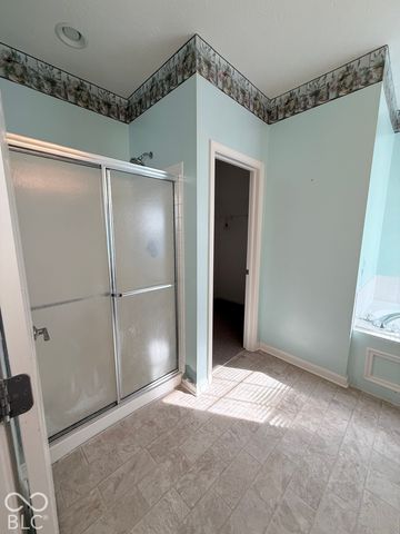 2204 Bluewing Road, Greenwood, IN 46143