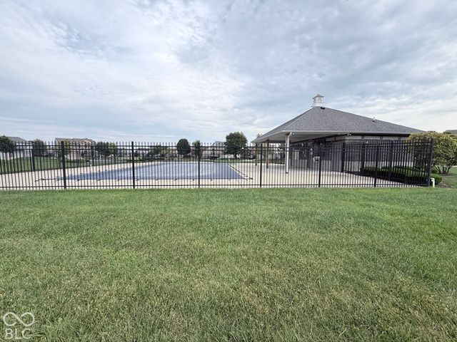 2204 Bluewing Road, Greenwood, IN 46143