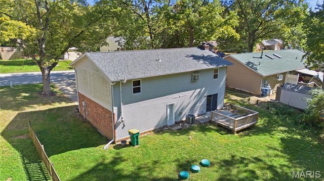39 Innsbruck Lane, Shiloh, IL 62221