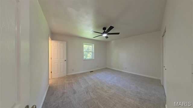 39 Innsbruck Lane, Shiloh, IL 62221