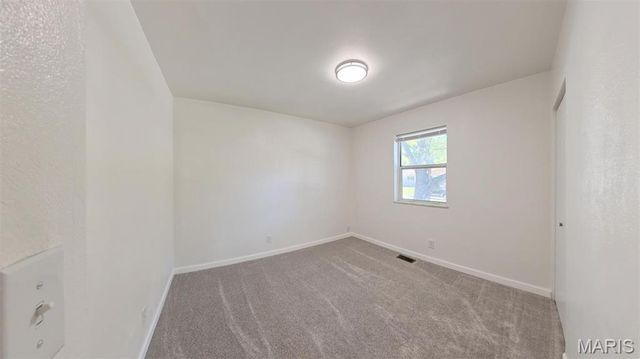 39 Innsbruck Lane, Shiloh, IL 62221