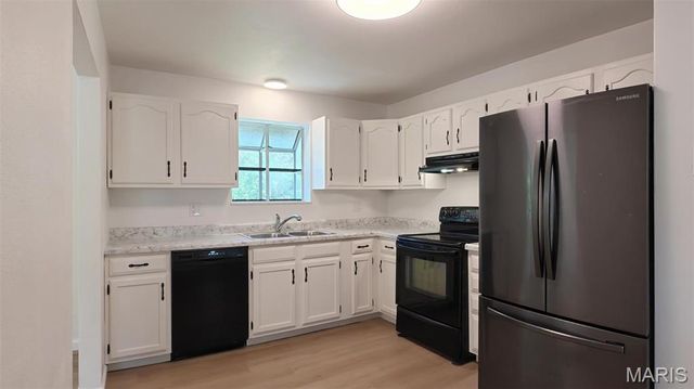 39 Innsbruck Lane, Shiloh, IL 62221