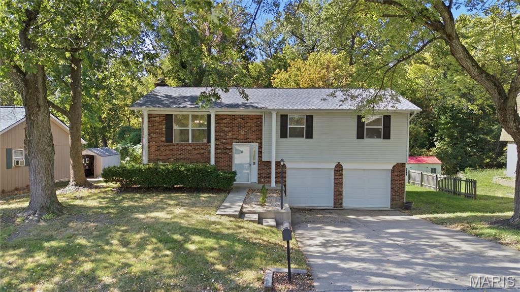 39 Innsbruck Lane, Shiloh, IL 62221