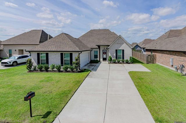 278 Peacock Pointe, Thibodaux, LA 70301