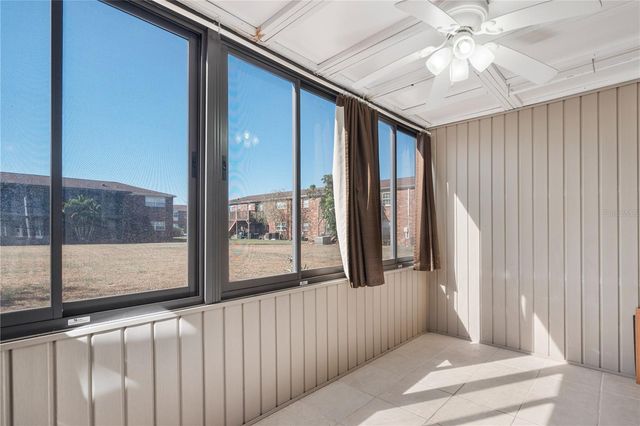 1920 E EDGEWOOD DRIVE L5, Lakeland, FL 33803