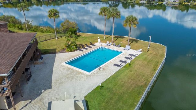 1920 E EDGEWOOD DRIVE L5, Lakeland, FL 33803