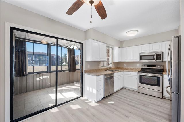 1920 E EDGEWOOD DRIVE L5, Lakeland, FL 33803