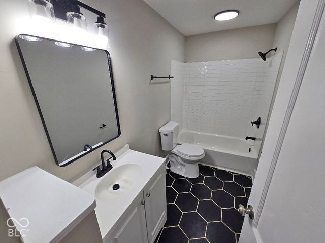 829 N Bradley Avenue, Indianapolis, IN 46201