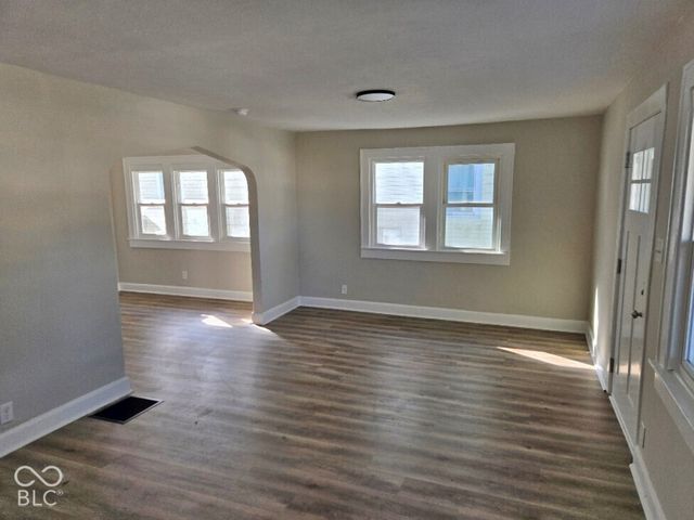 829 N Bradley Avenue, Indianapolis, IN 46201