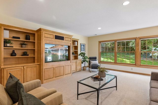 1959 Pine Ridge Drive, West Saint Paul, MN 55118