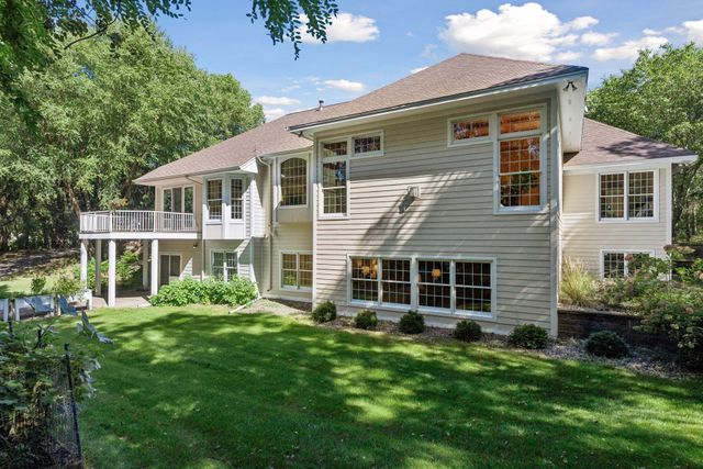 1959 Pine Ridge Drive, West Saint Paul, MN 55118