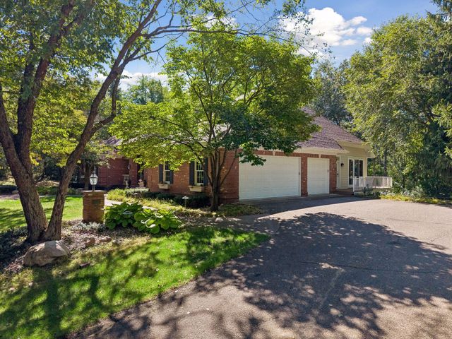 1959 Pine Ridge Drive, West Saint Paul, MN 55118