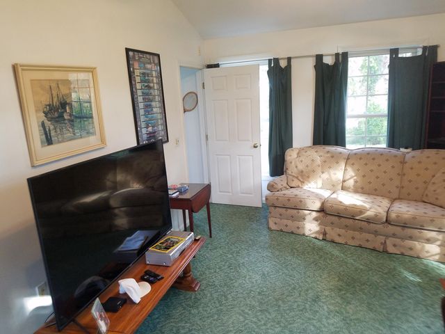 250 Joppa Hill Road, Bedford, NH 03110