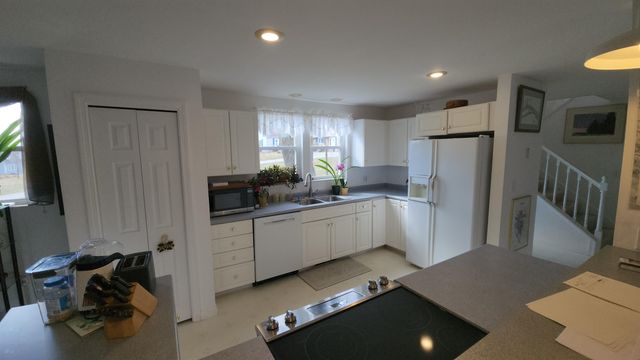 250 Joppa Hill Road, Bedford, NH 03110