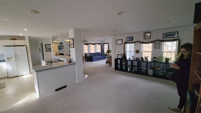 250 Joppa Hill Road, Bedford, NH 03110