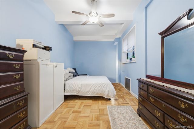 83-40 Austin Street 1S, Kew Gardens, NY 11415