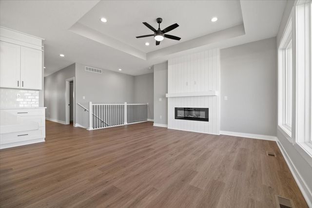 305 NW Lavelle Court, Waukee, IA 50263