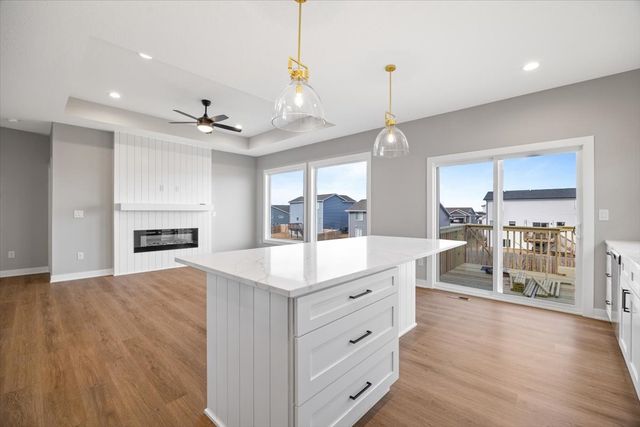 305 NW Lavelle Court, Waukee, IA 50263