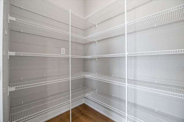 305 NW Lavelle Court, Waukee, IA 50263