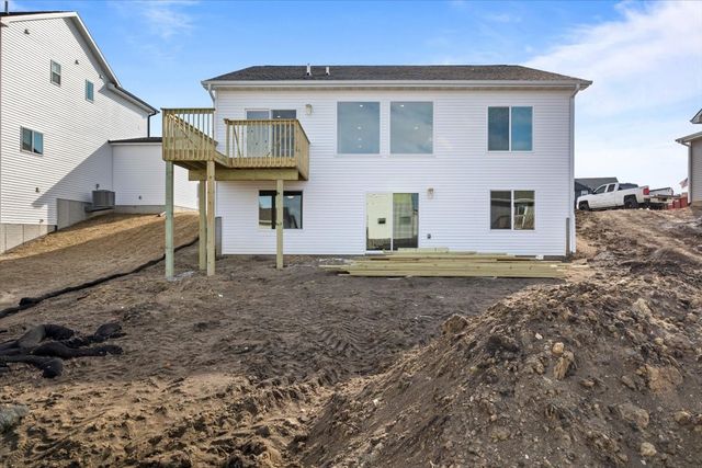 305 NW Lavelle Court, Waukee, IA 50263