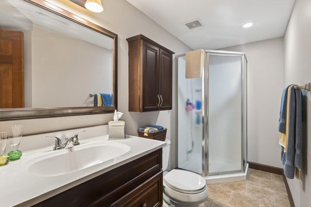 321 Deerfoot Trail, Chanhassen, MN 55317