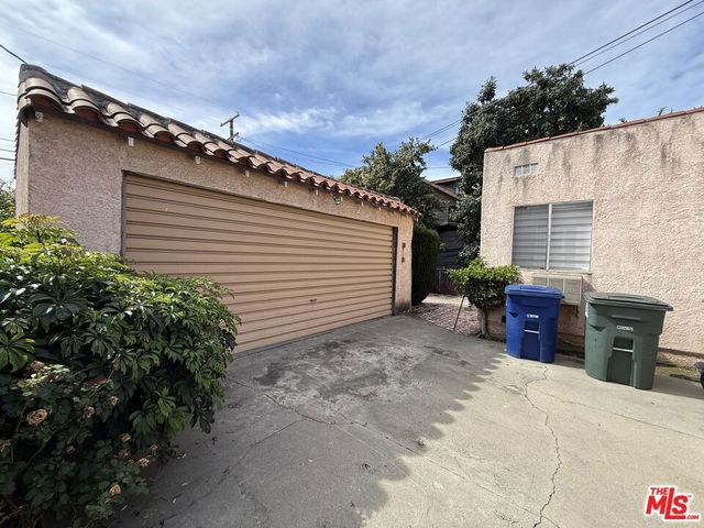 3284 Cherokee Avenue, South Gate, CA 90280