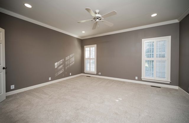 1504 Winterberry Dr, Murfreesboro, TN 37130