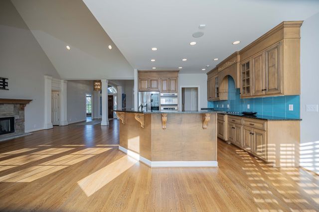 1504 Winterberry Dr, Murfreesboro, TN 37130