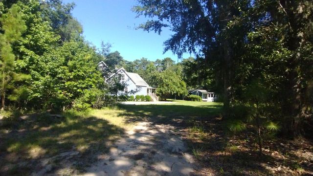 8615 Raccoon Island Road, Edisto Island, SC 29438