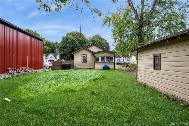 9 Greenbush Drive, Poughkeepsie, NY 12601