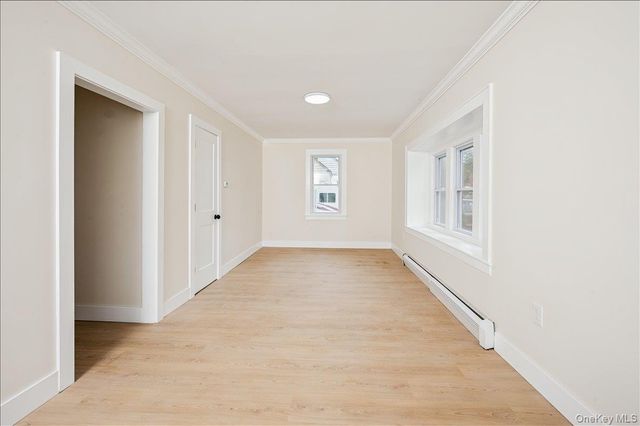 9 Greenbush Drive, Poughkeepsie, NY 12601