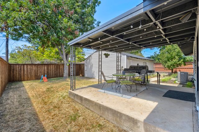 10129 Lingo Lane, Dallas, TX 75228