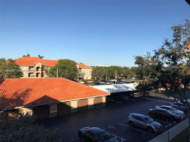 151 SW 117th Ave 9305, Pembroke Pines, FL 33025