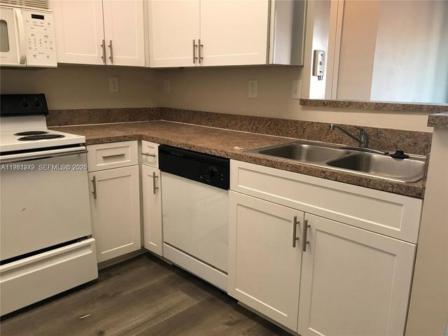 151 SW 117th Ave 9305, Pembroke Pines, FL 33025